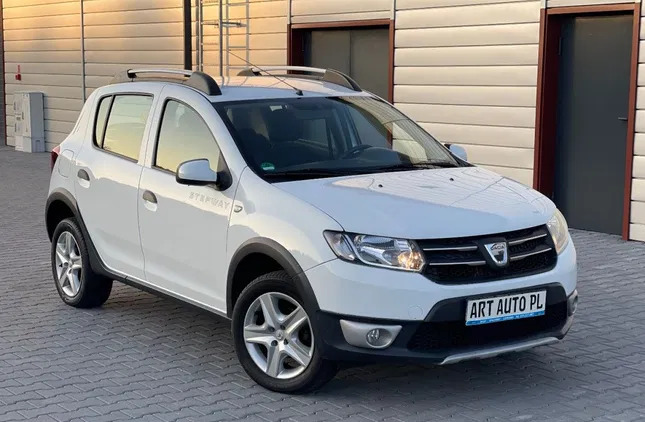 dacia sandero stepway Dacia Sandero Stepway cena 29997 przebieg: 140000, rok produkcji 2015 z Puławy